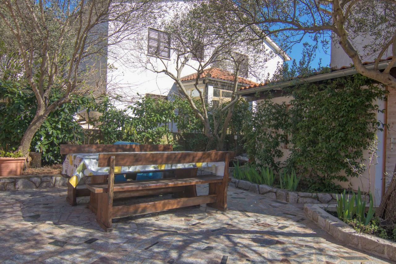 Apartmani Bistricic Krk Exterior photo